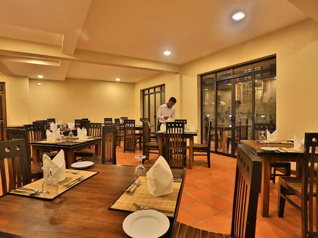 Lily'S Resort Habarana Exterior foto